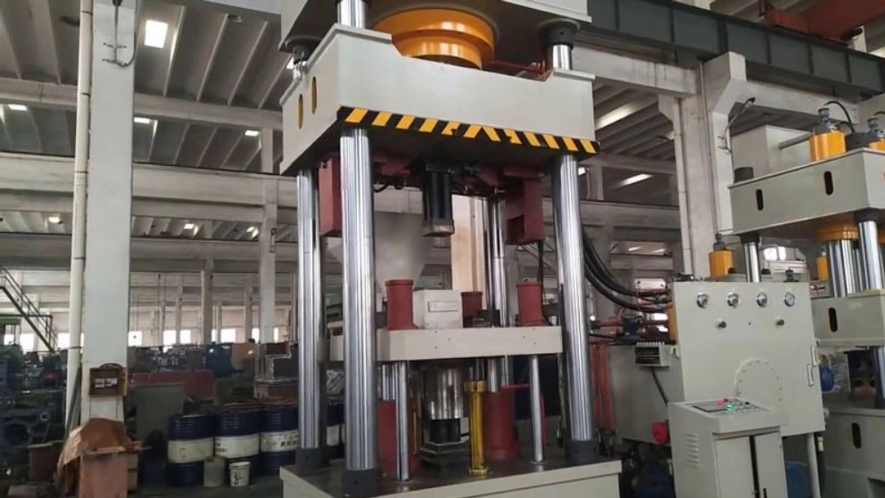 Types of hydraulic presses